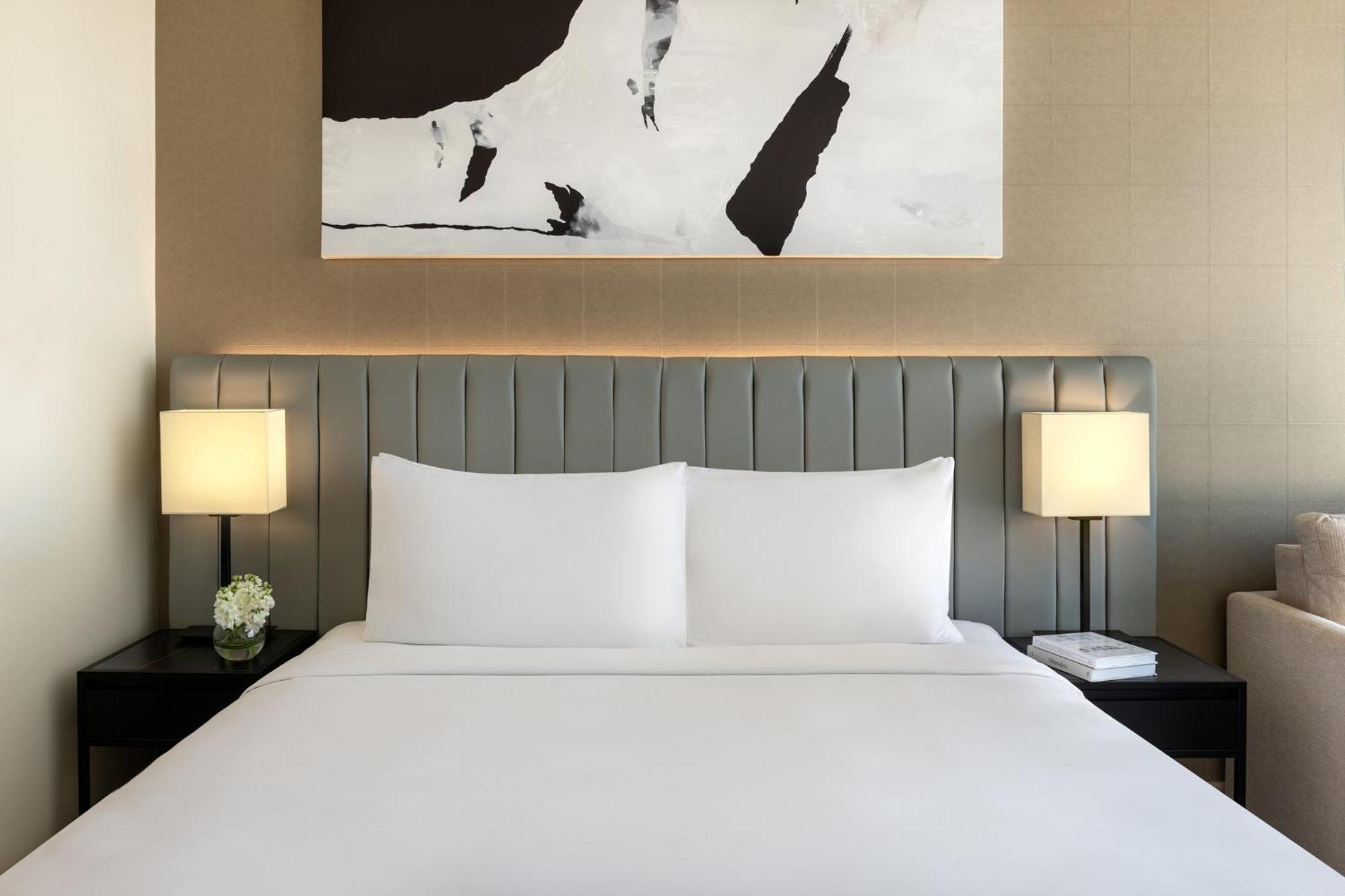 Two-Bedroom Suite Pool View Balcony Theme Park Access,1769515169:JPEG